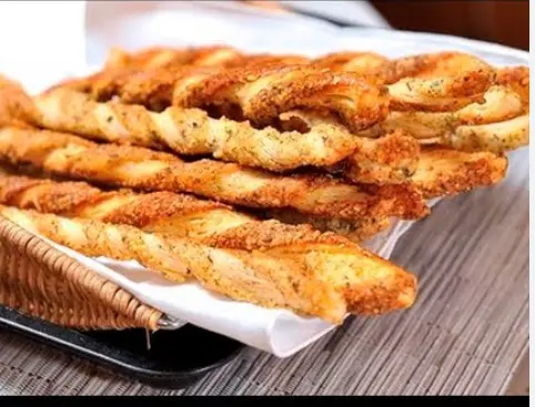 [1300.00] iPan Palitos de Queso